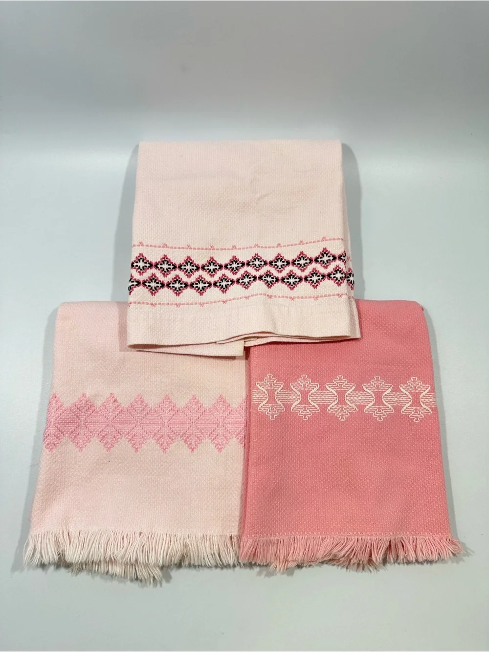 Lot of 3 Vintage Pink Woven Kitchen Tea Towels Cottage Farmhouse Scandinavian